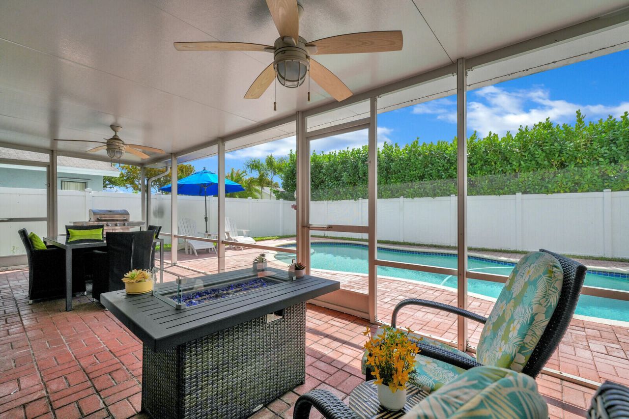 10090 SW 16th Place, Davie, FL 33324 Photo