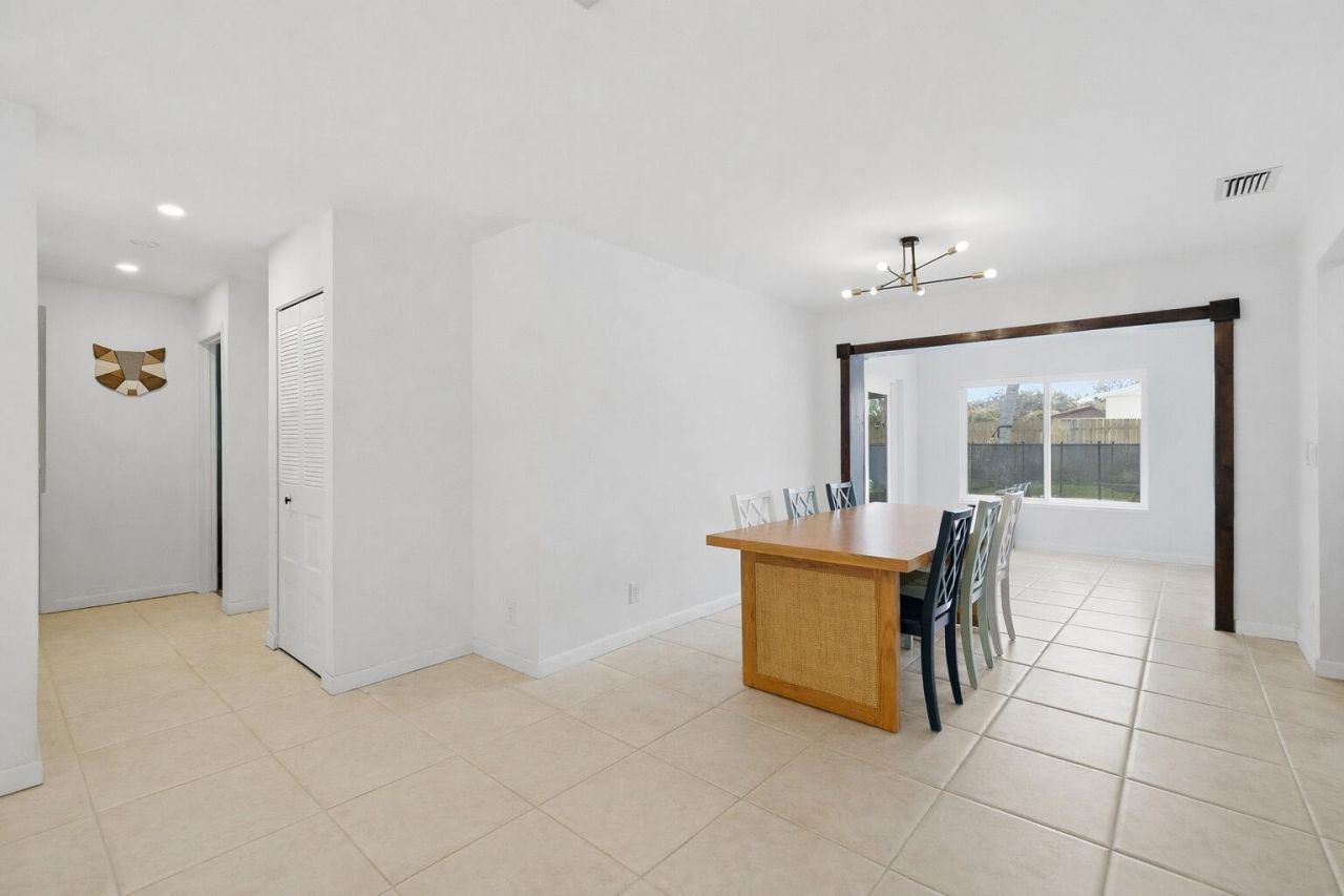 7520 SW 1st Street, Margate, FL 33068 Photo