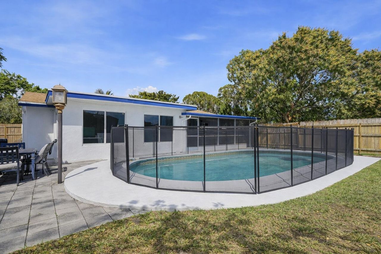 7520 SW 1st Street, Margate, FL 33068 Photo