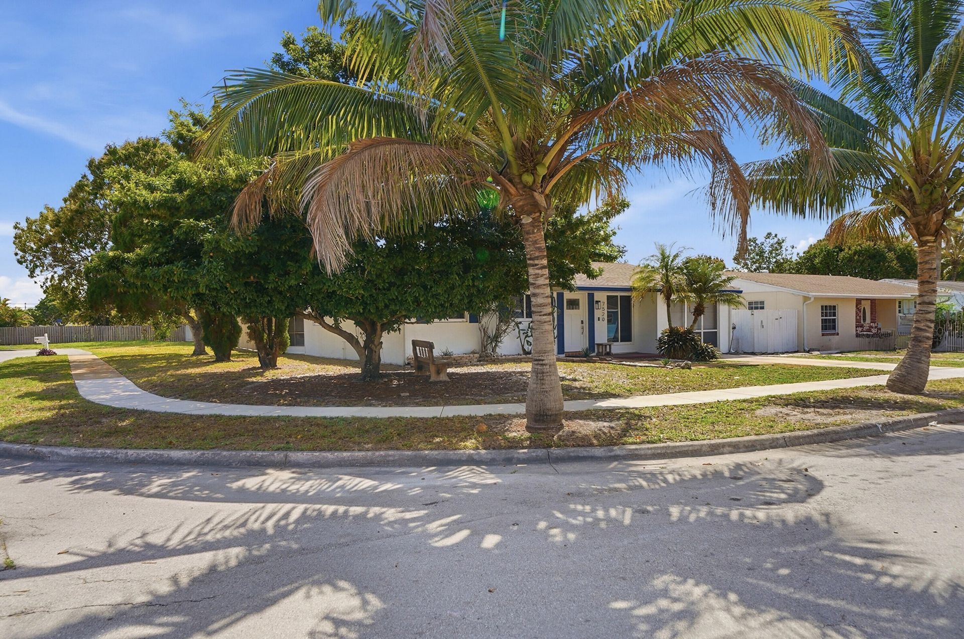 7520 SW 1st Street, Margate, FL 33068 Photo