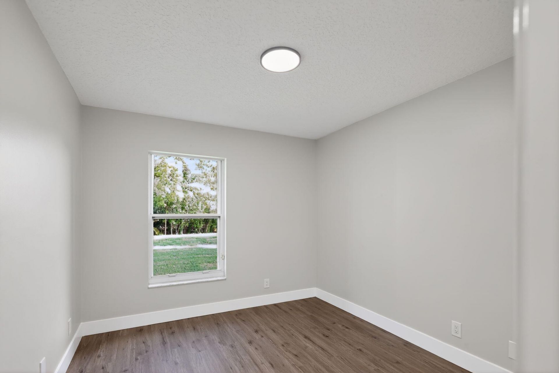 3037 Casa Rio Court, Riviera Beach, FL 33418 Photo