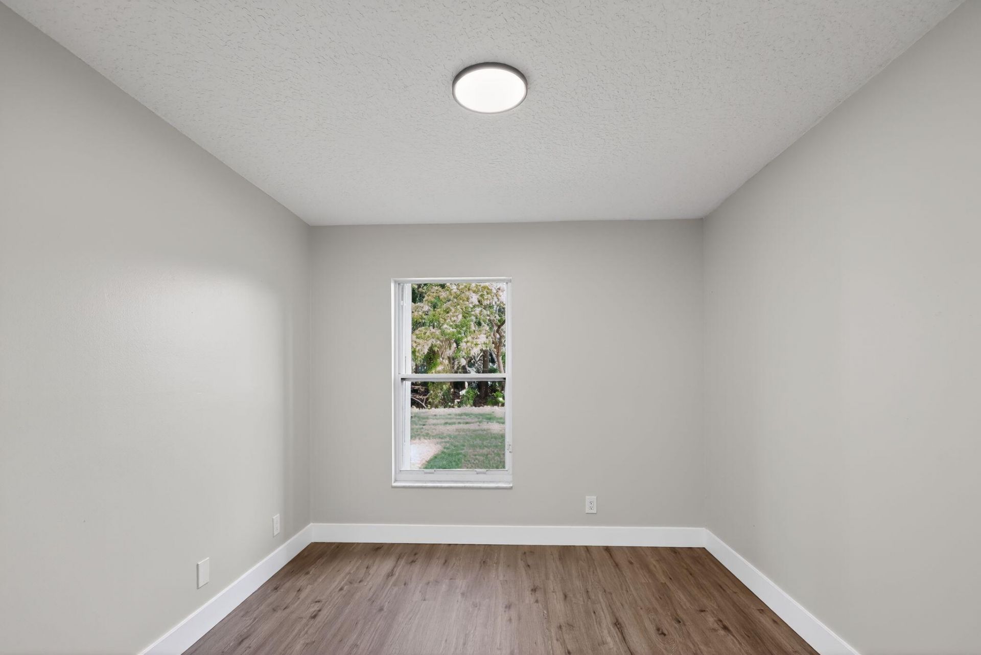 3037 Casa Rio Court, Riviera Beach, FL 33418 Photo