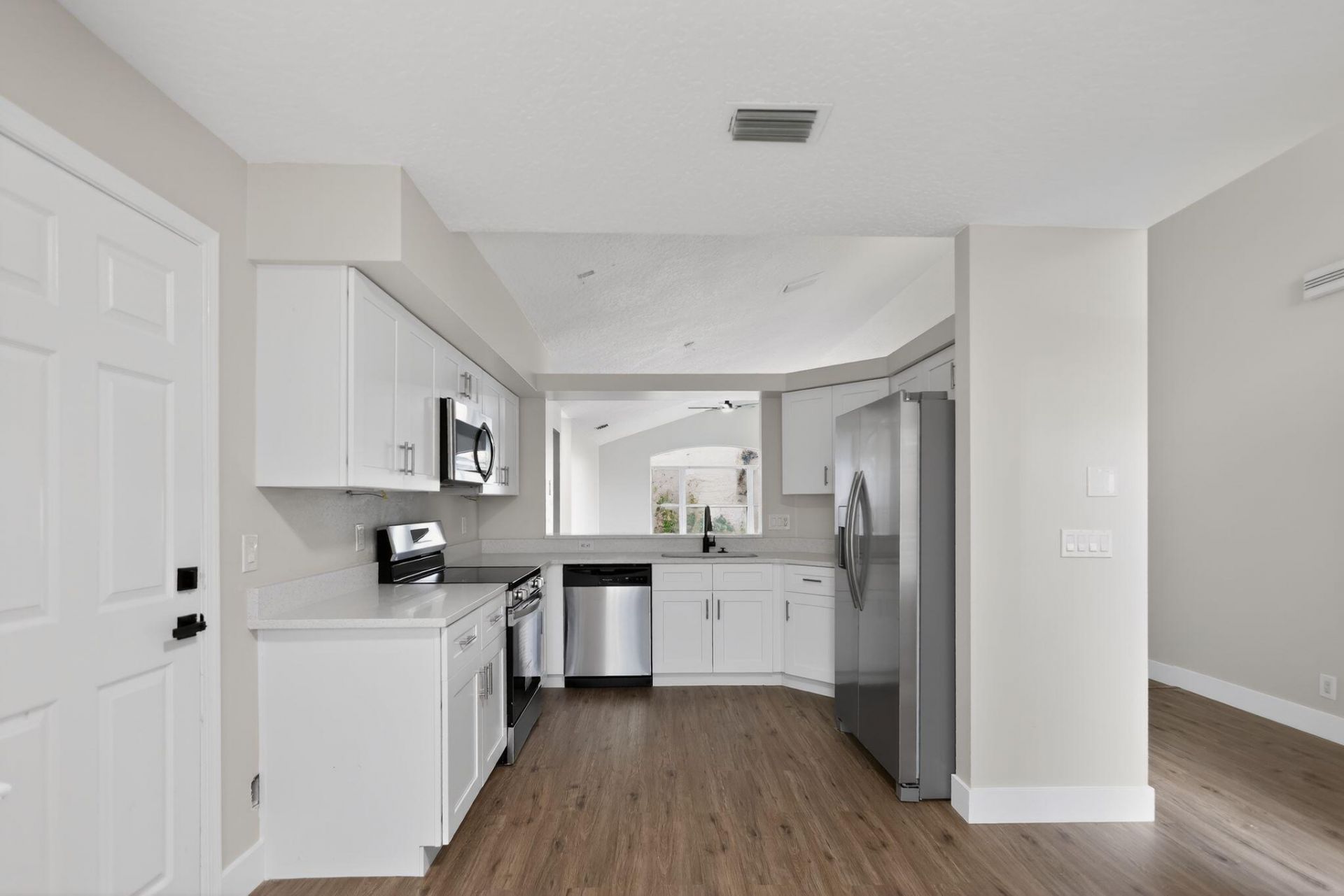 3037 Casa Rio Court, Riviera Beach, FL 33418 Photo