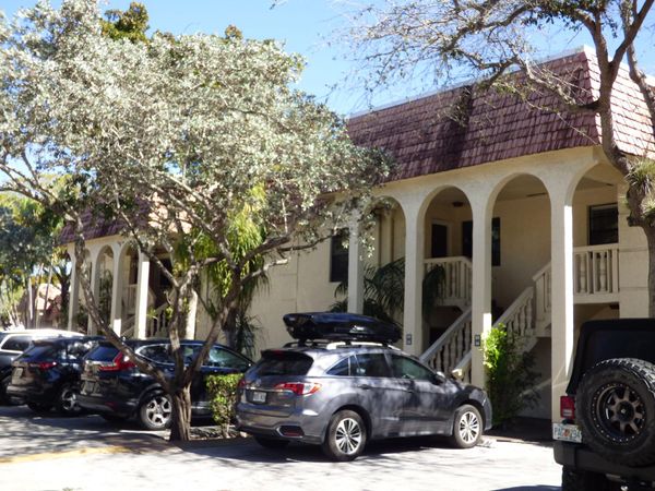 132 S South Cypress Rd, Pompano Beach, FL 33060