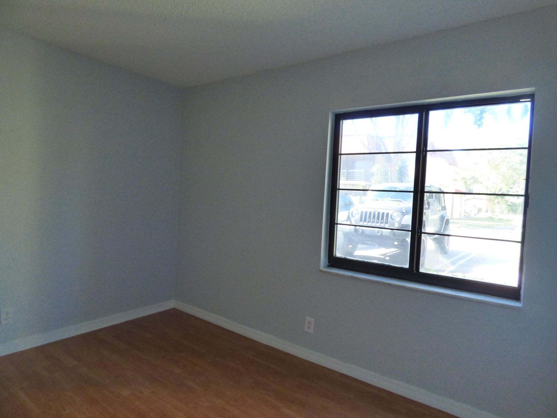 132 S South Cypress Rd, Pompano Beach, FL 33060 Photo