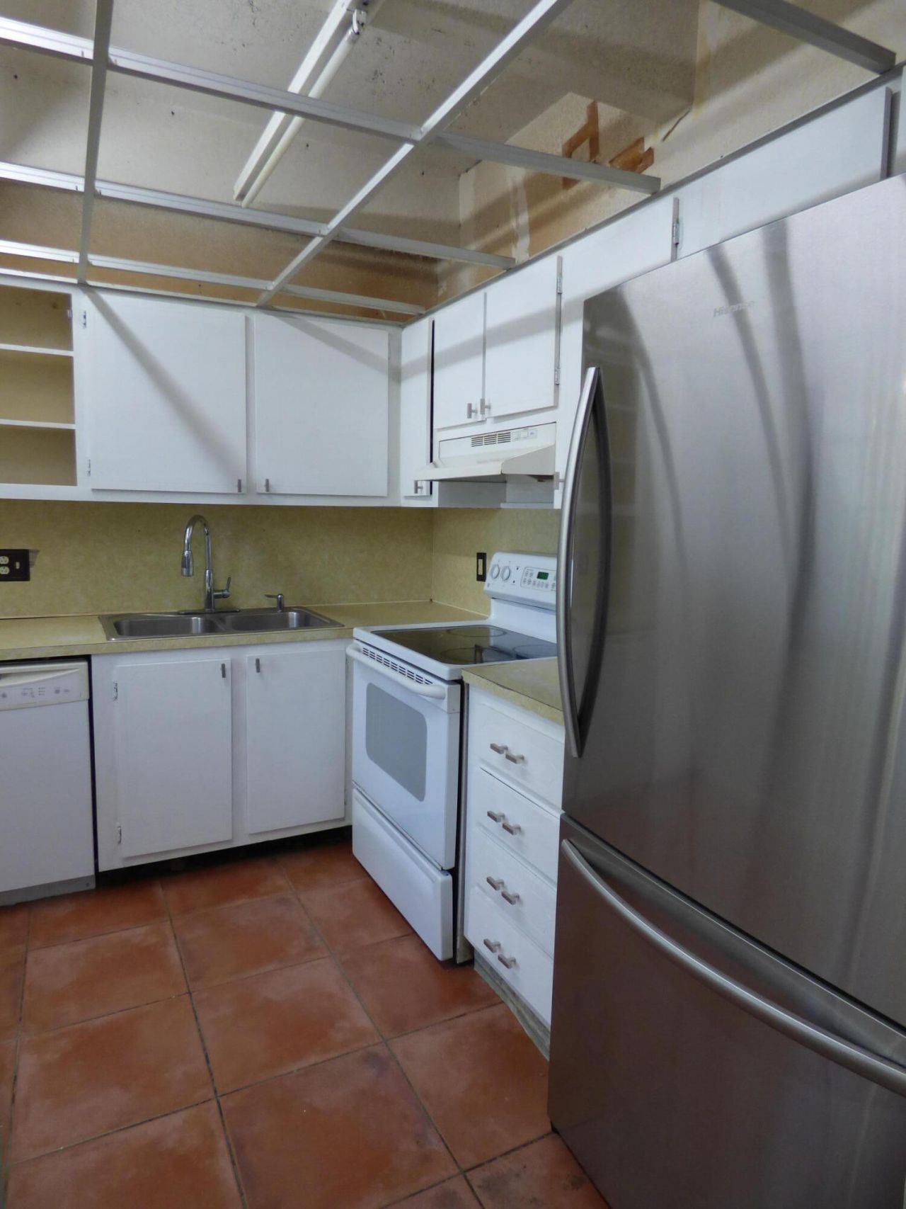 132 S South Cypress Rd, Pompano Beach, FL 33060 Photo