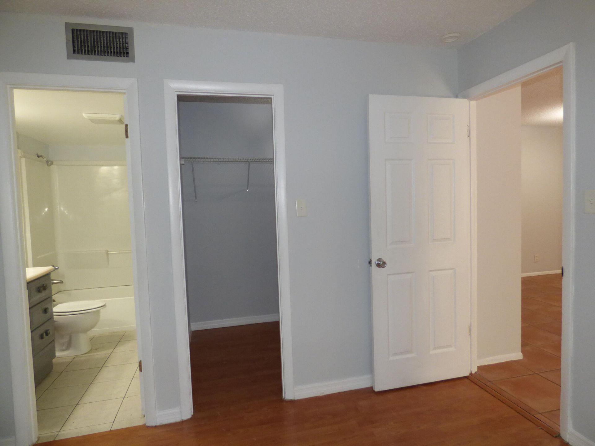 132 S South Cypress Rd, Pompano Beach, FL 33060 Photo