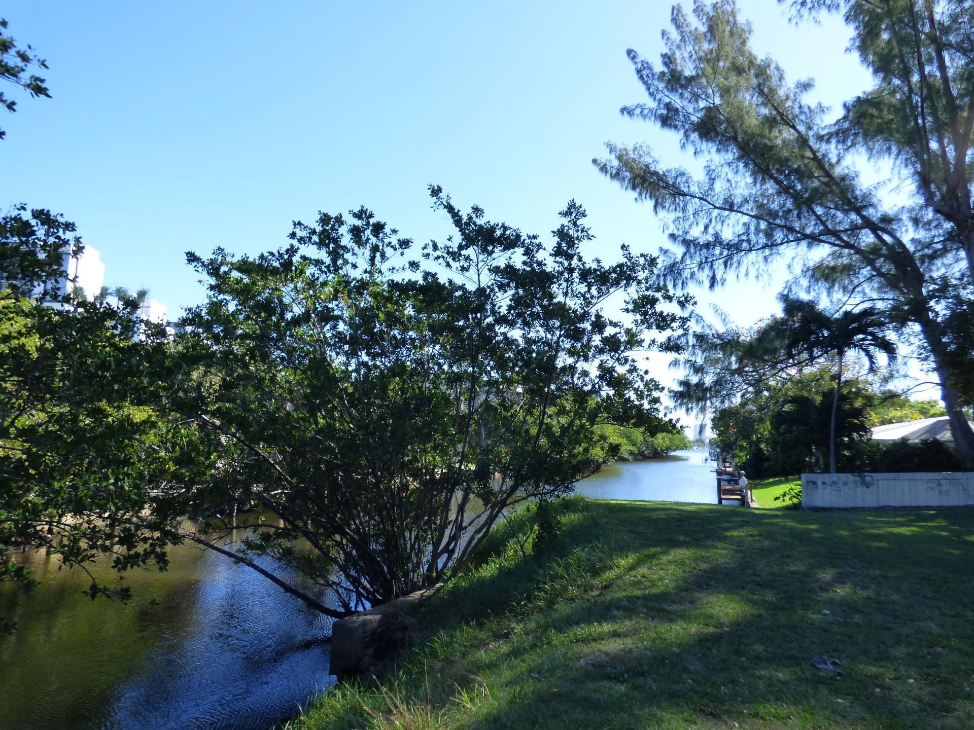 132 S South Cypress Rd, Pompano Beach, FL 33060 Photo