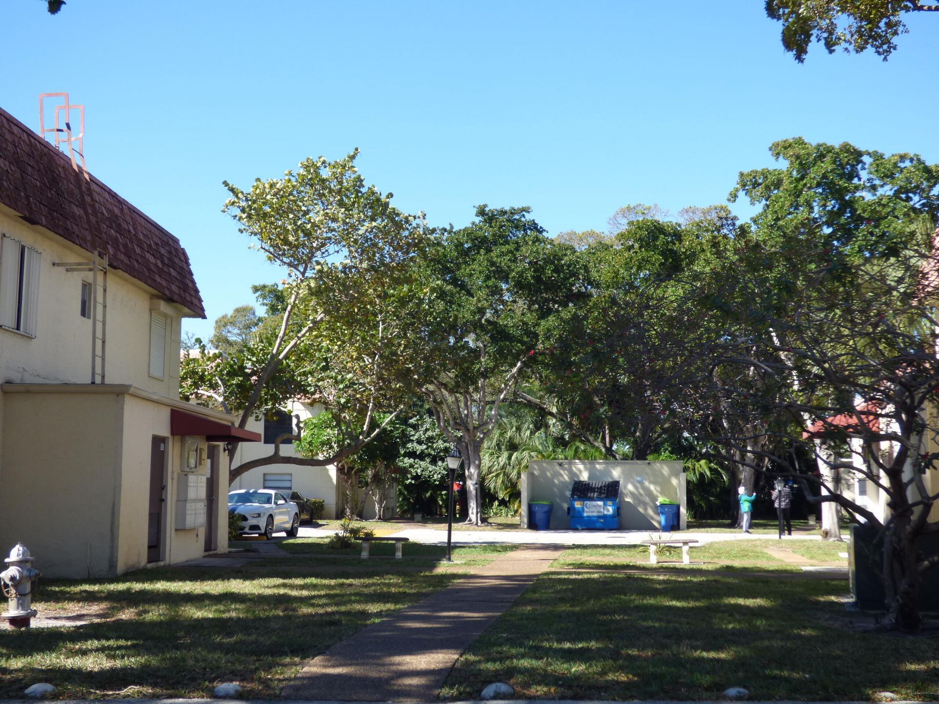 132 S South Cypress Rd, Pompano Beach, FL 33060 Photo