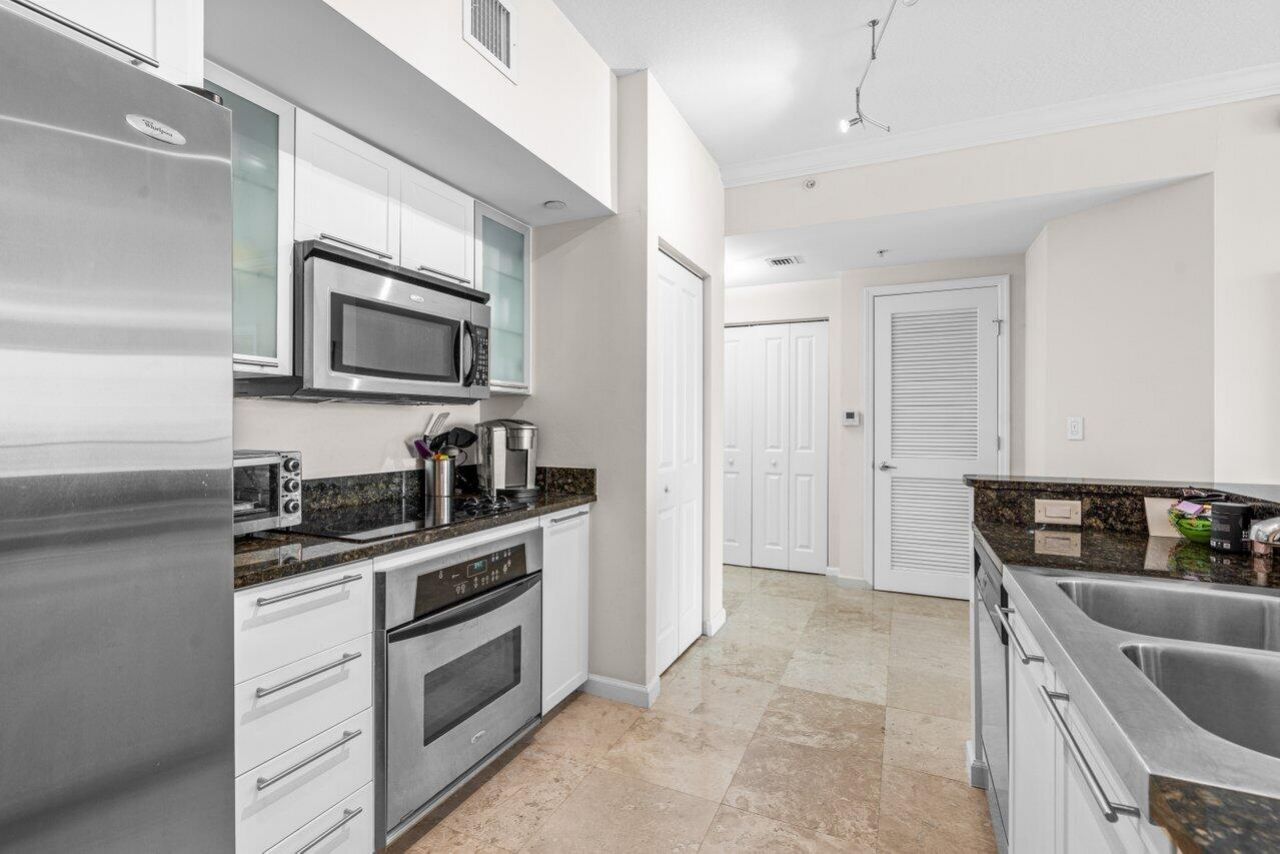 235 NE 1st Street, Unit 504, Delray Beach, FL 33444 Photo