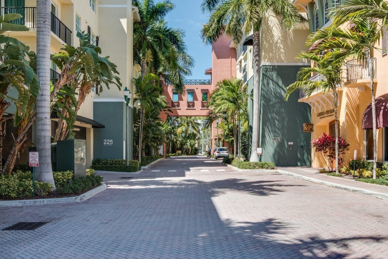 235 NE 1st Street, Unit 504, Delray Beach, FL 33444 Photo
