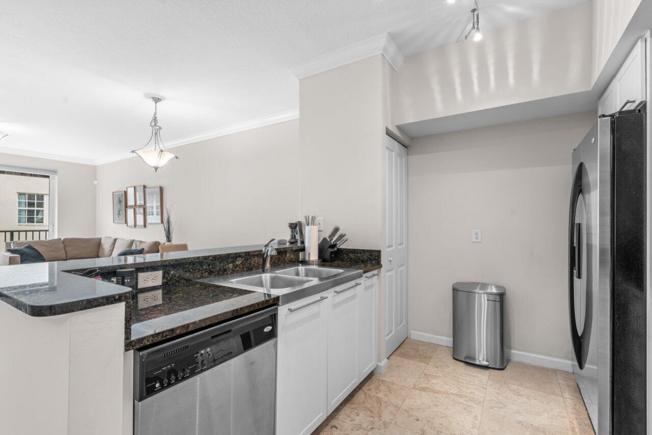 235 NE 1st Street, Unit 504, Delray Beach, FL 33444 Photo