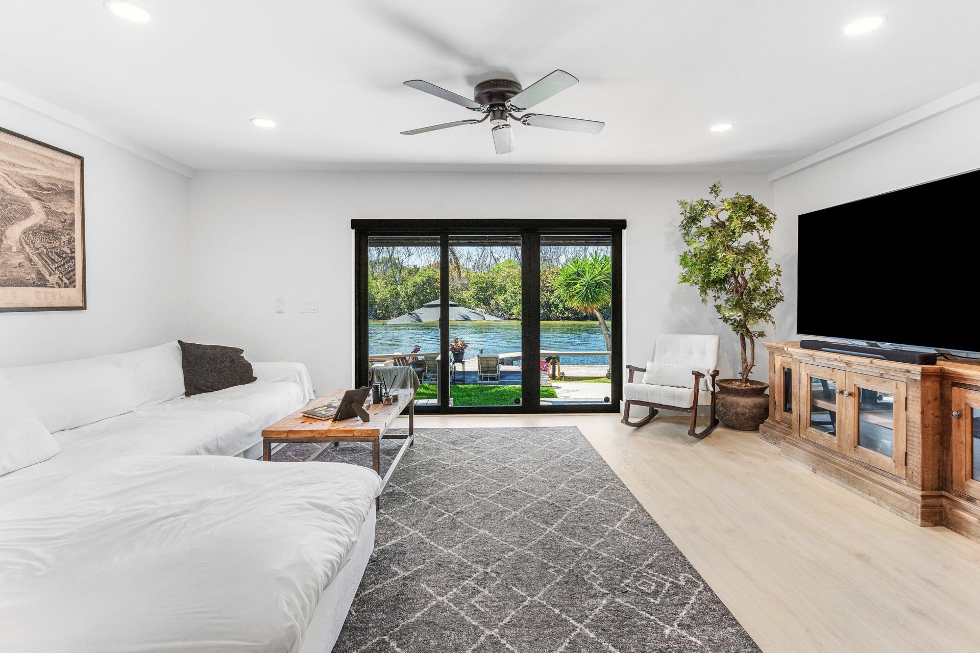 629 NE 19th Avenue, Deerfield Beach, FL 33441 Photo