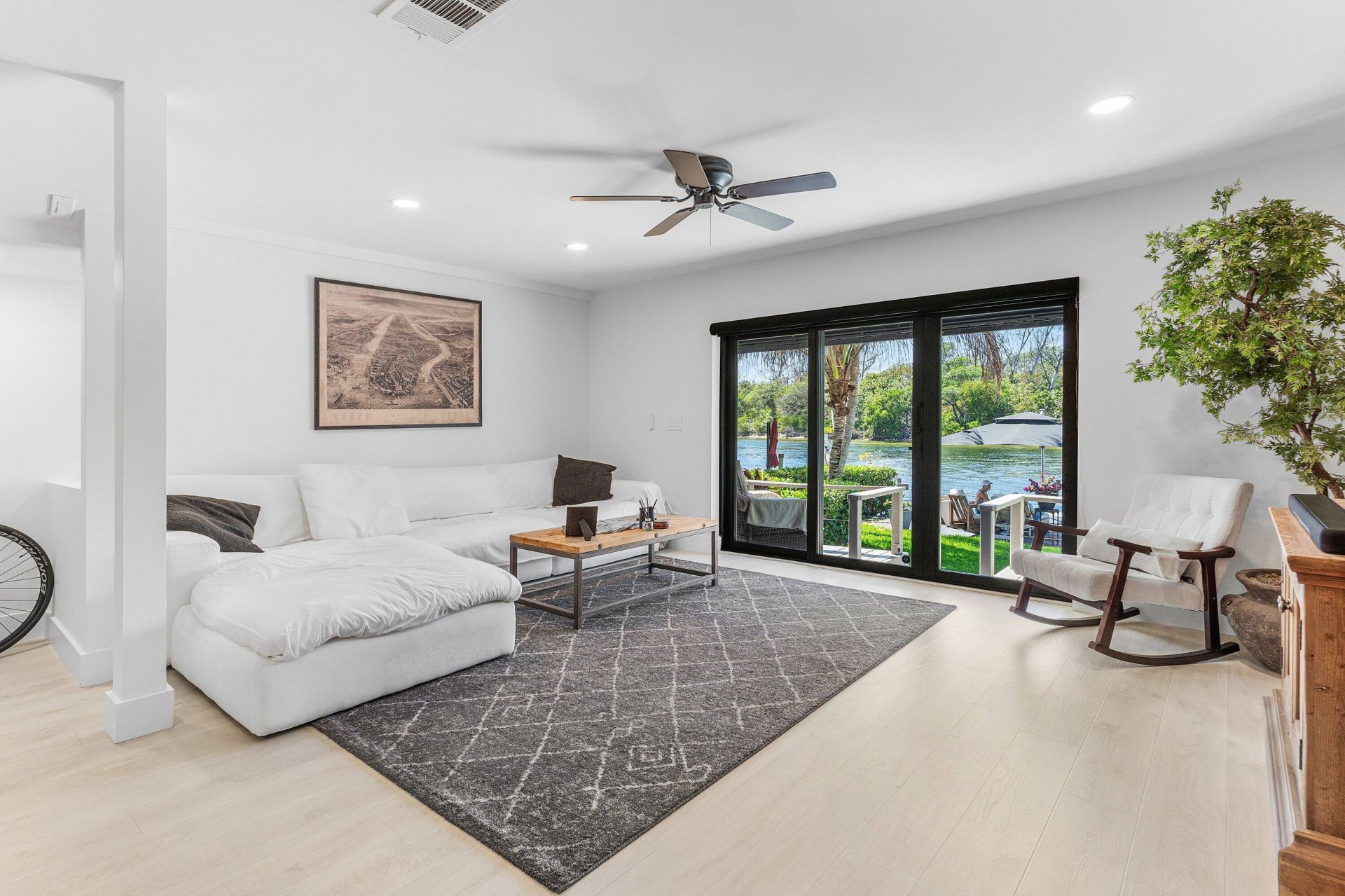 629 NE 19th Avenue, Deerfield Beach, FL 33441 Photo