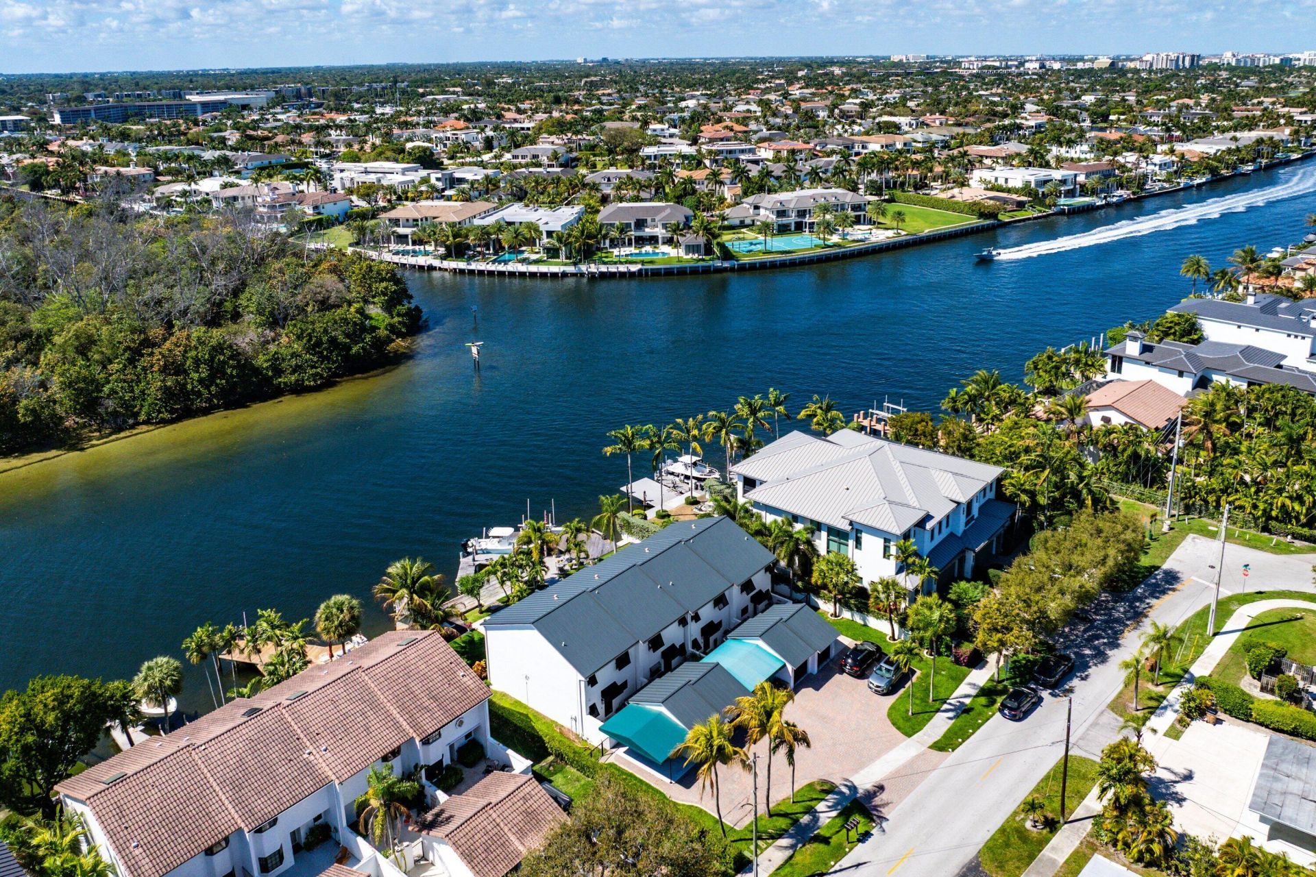 629 NE 19th Avenue, Deerfield Beach, FL 33441 Photo