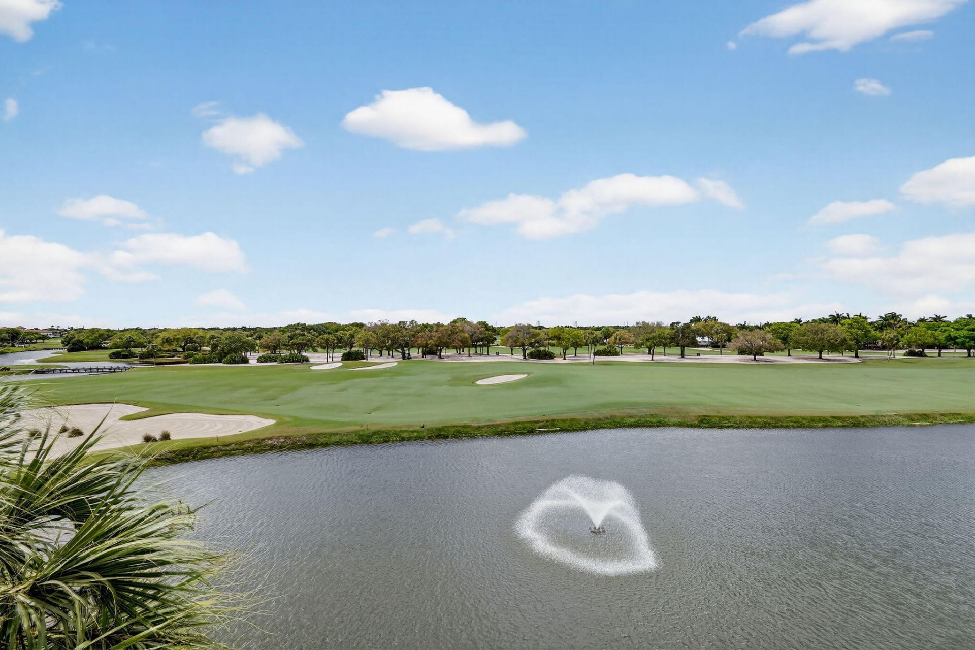 2421 Village Boulevard, Unit 406, West Palm Beach, FL 33409 Photo