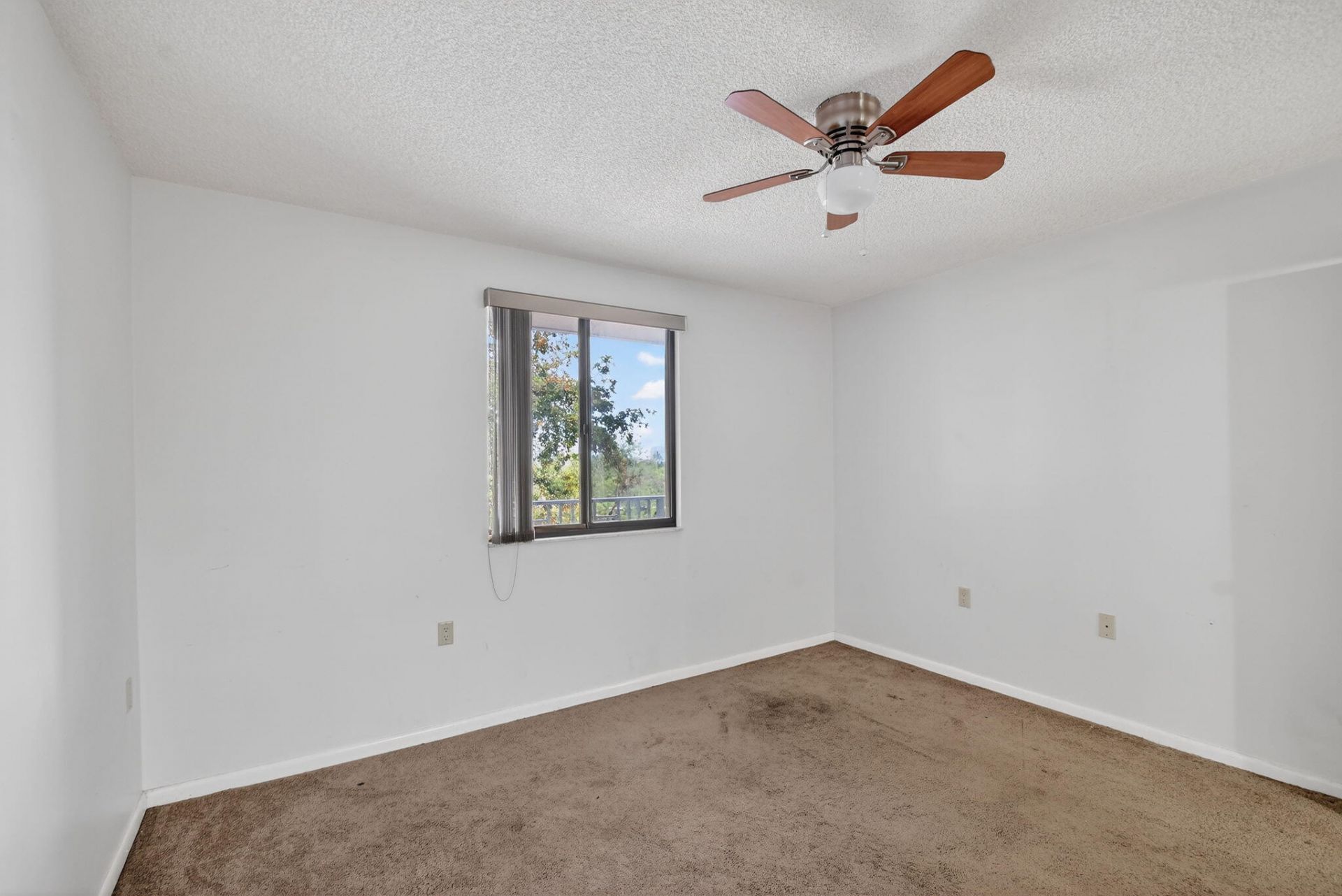 2421 Village Boulevard, Unit 406, West Palm Beach, FL 33409 Photo