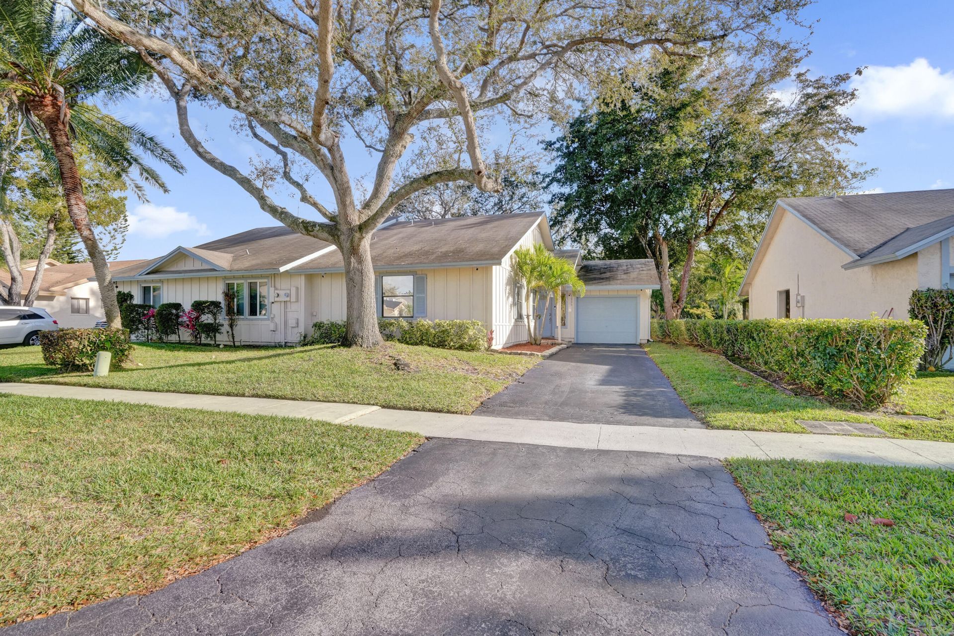 7826 NW 60th Street, Tamarac, FL 33321 Photo