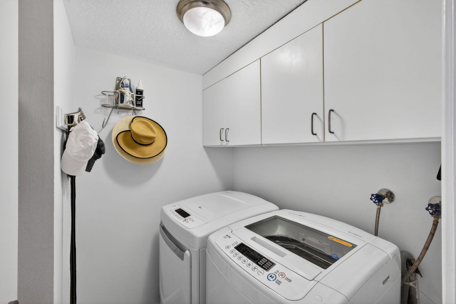 4200 N Ocean Drive, Unit 2-1706, Riviera Beach, FL 33404 Photo