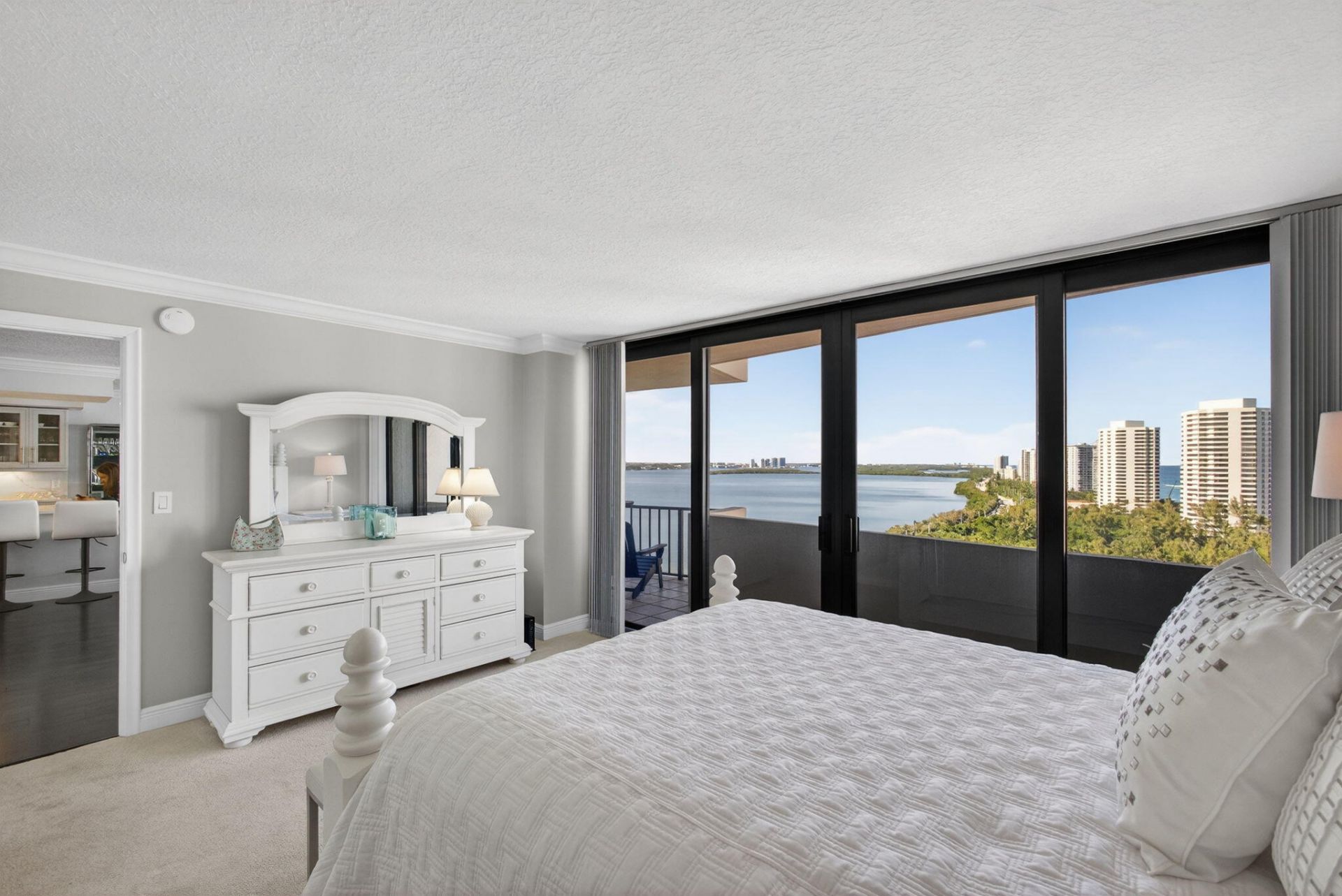 4200 N Ocean Drive, Unit 2-1706, Riviera Beach, FL 33404 Photo