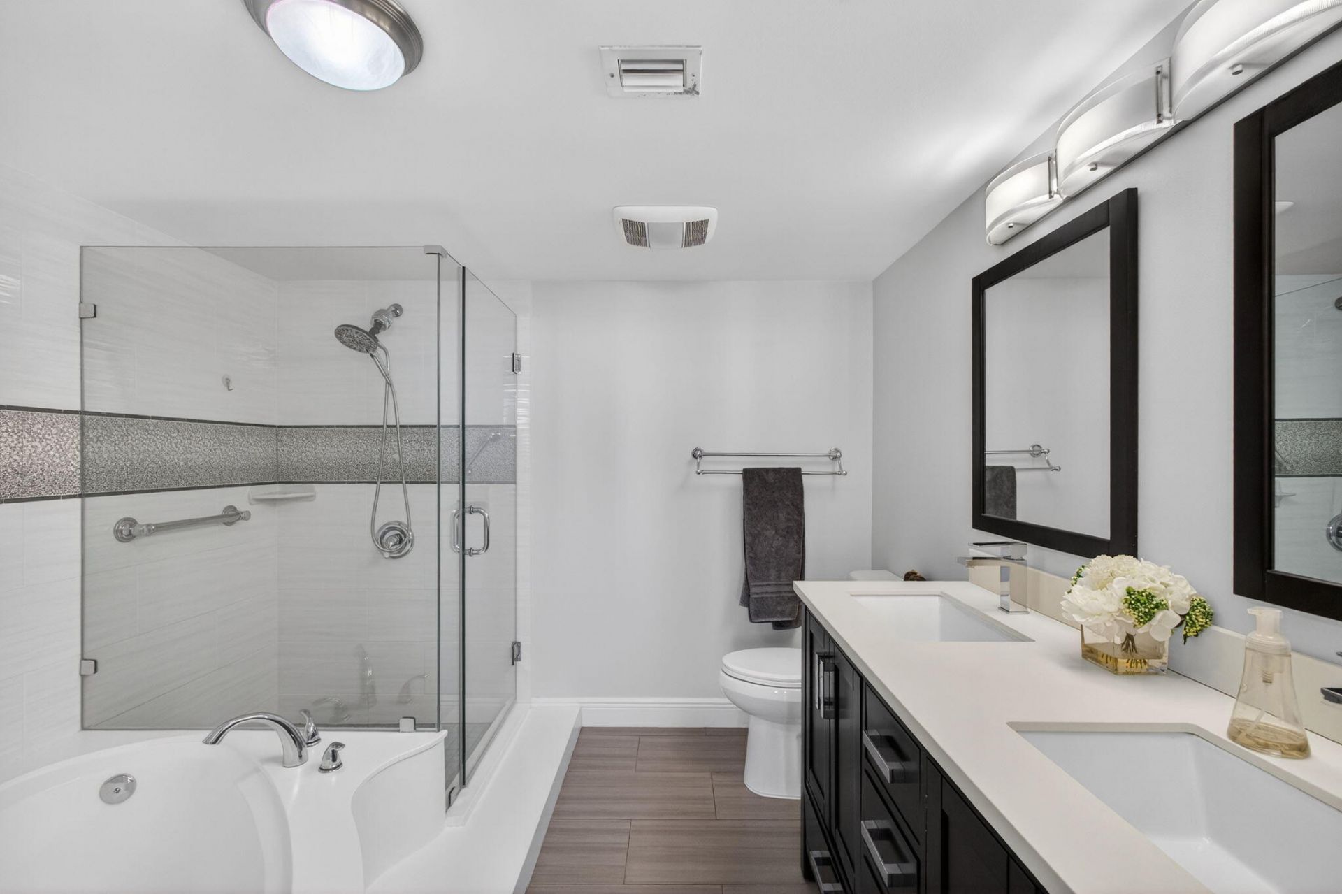 4200 N Ocean Drive, Unit 2-1706, Riviera Beach, FL 33404 Photo