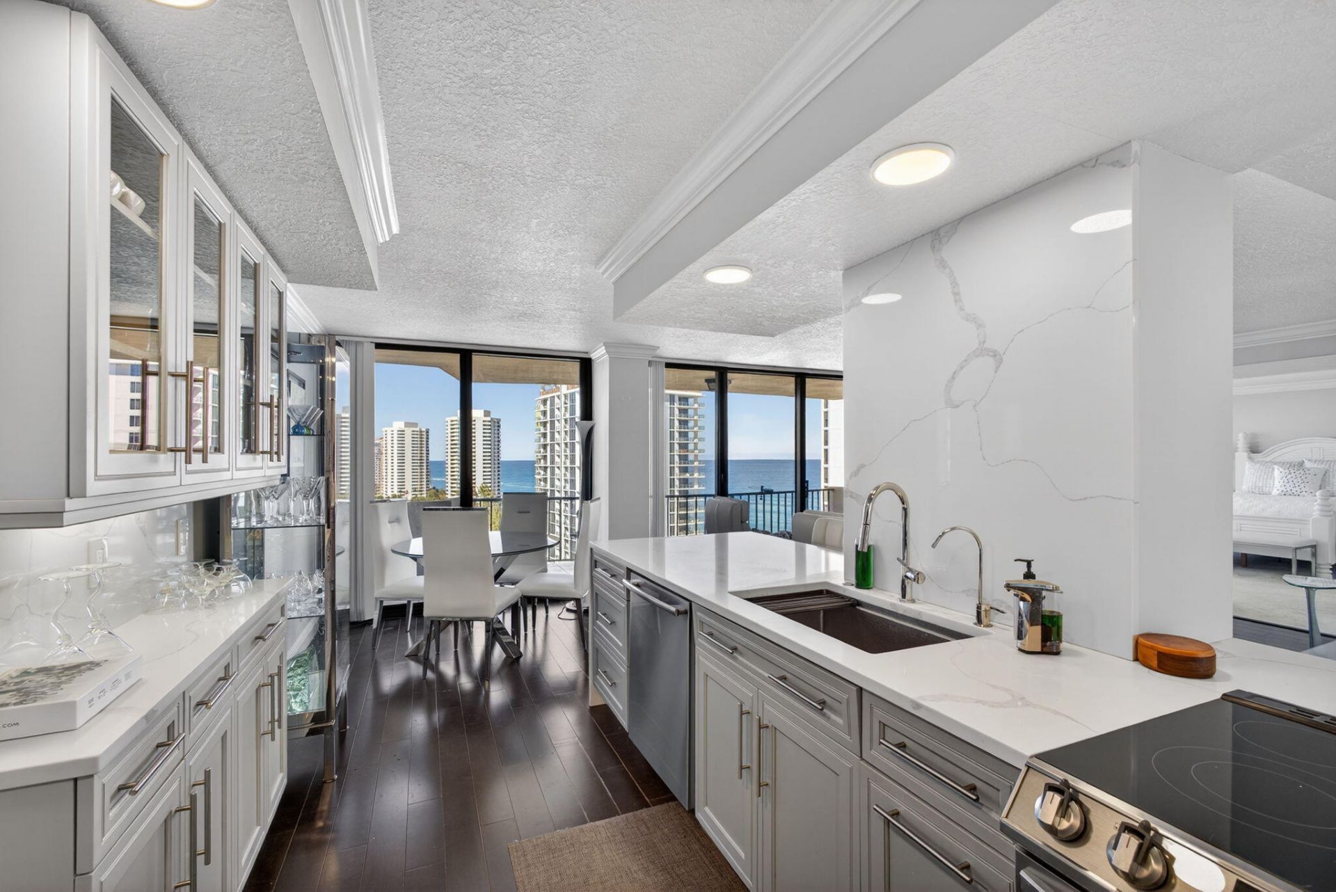 4200 N Ocean Drive, Unit 2-1706, Riviera Beach, FL 33404 Photo