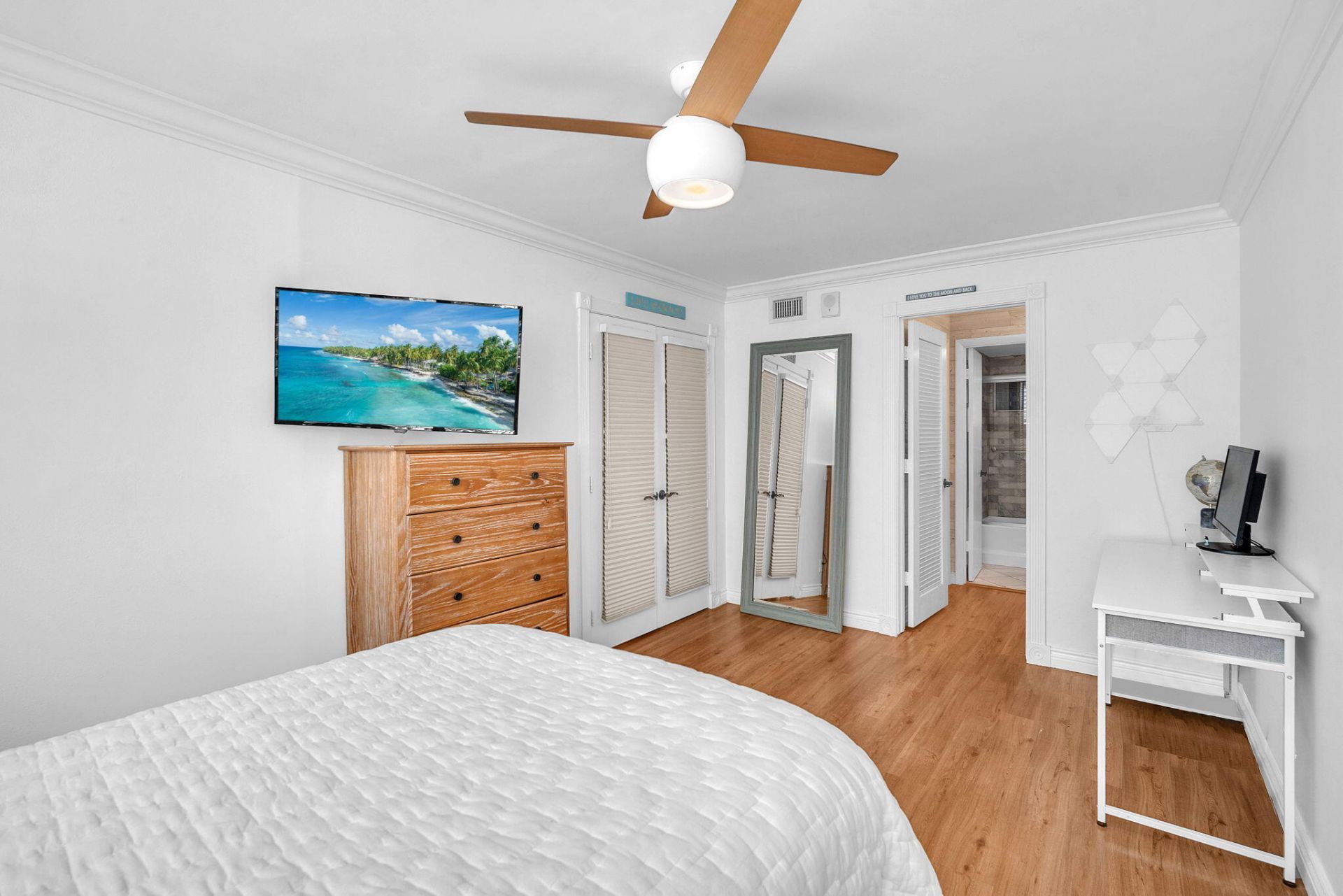 1239 Hillsboro Mile, Unit 202, Hillsboro Beach, FL 33062 Photo