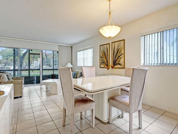 13455 SW 16th Ct, Unit 114f, Pembroke Pines, FL 33027