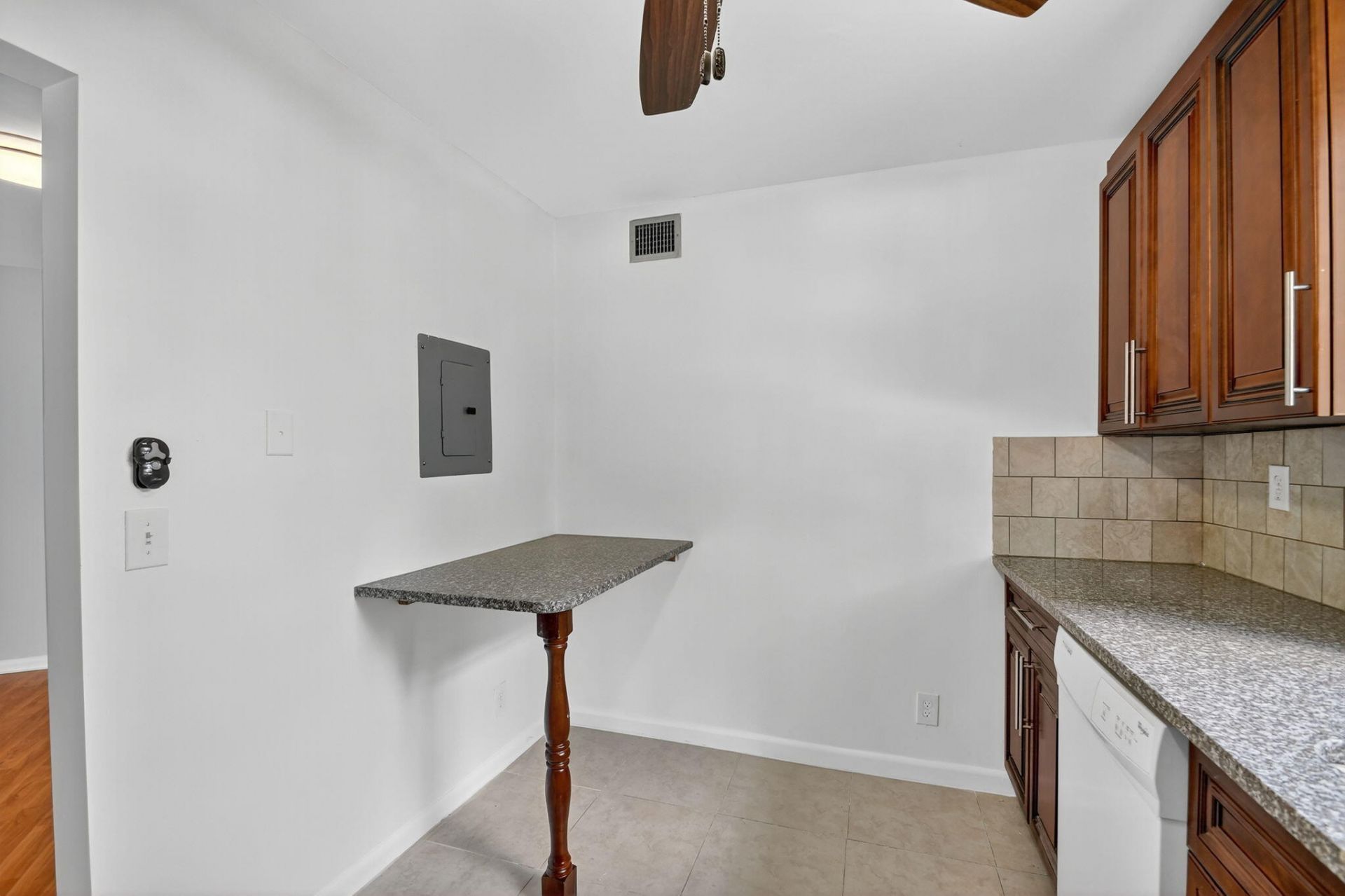 5040 Rose Hill Drive, Unit 206, Boynton Beach, FL 33437 Photo