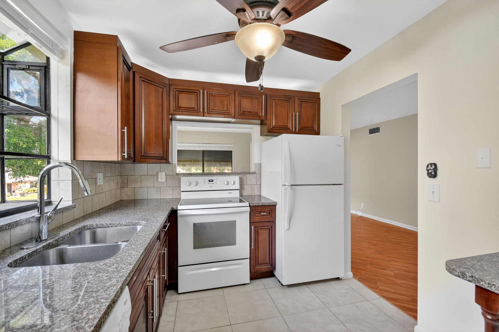 5040 Rose Hill Drive, Unit 206, Boynton Beach, FL 33437 Photo