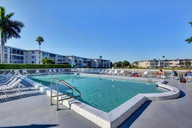2566 Garden Drive S, Unit 306, Lake Worth, FL 33461 Photo