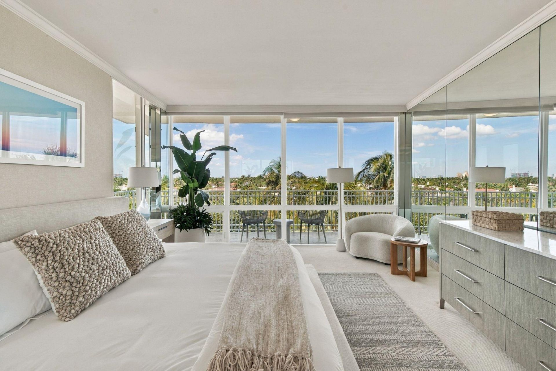 100 Royal Palm Way, Unit G5, Palm Beach, FL 33480 Photo