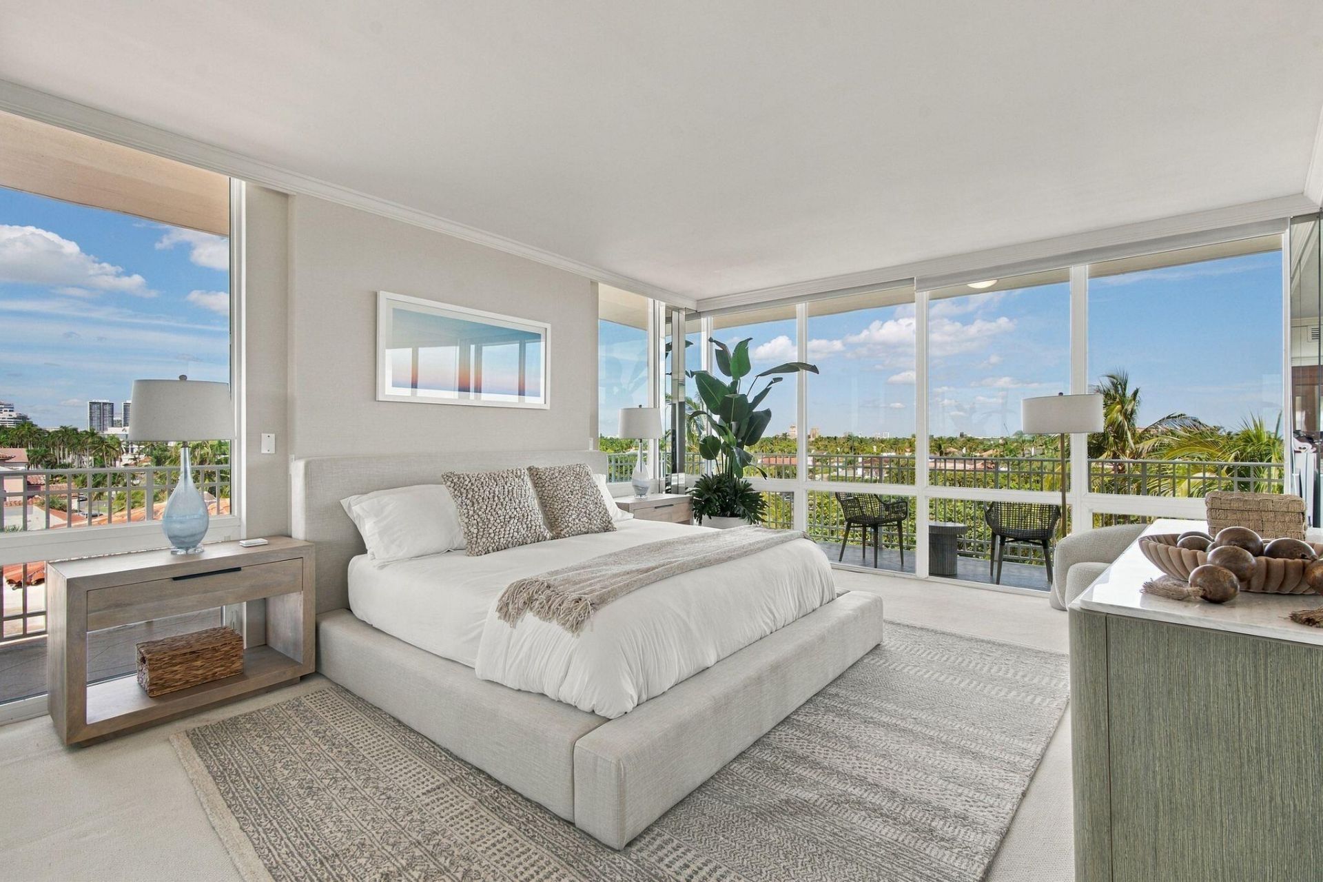 100 Royal Palm Way, Unit G5, Palm Beach, FL 33480 Photo