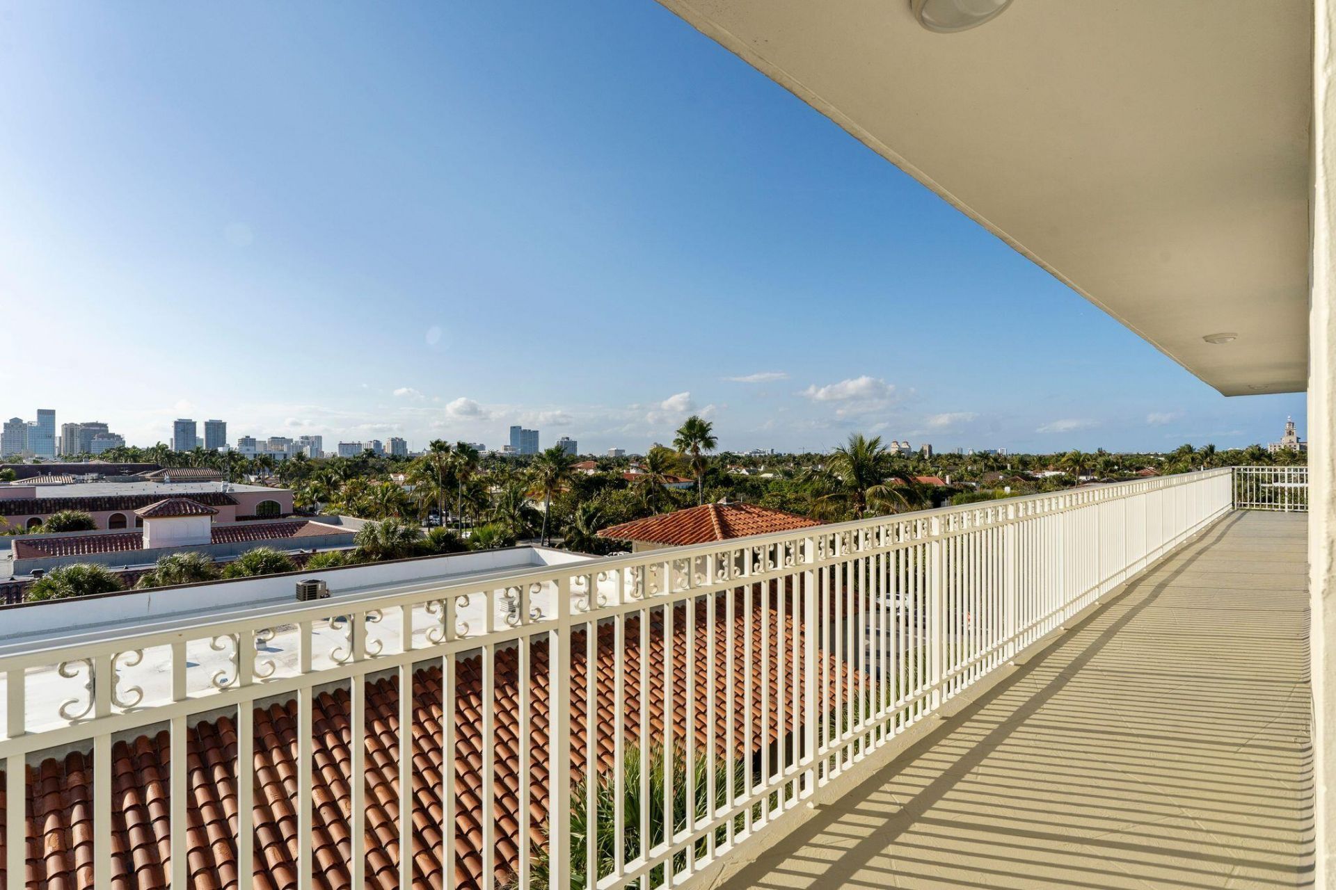 100 Royal Palm Way, Unit G5, Palm Beach, FL 33480 Photo