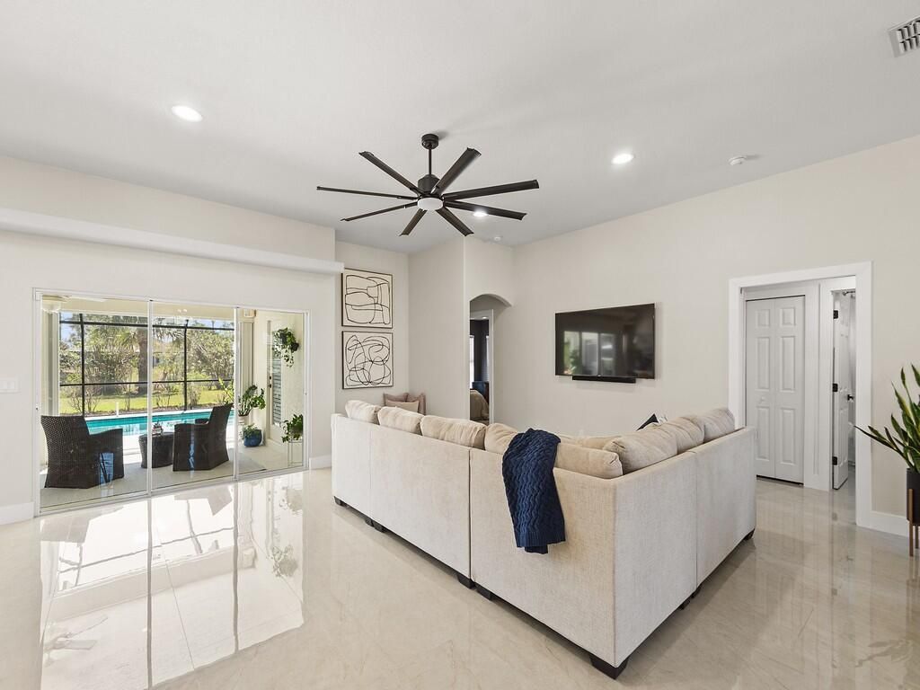 5952 NW Favian Avenue, Port Saint Lucie, FL 34986 Photo