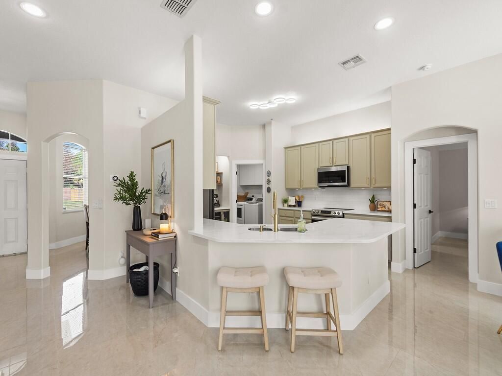 5952 NW Favian Avenue, Port Saint Lucie, FL 34986 Photo