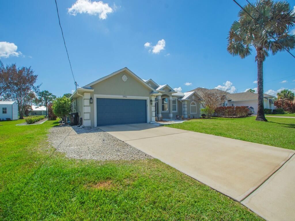 5952 NW Favian Avenue, Port Saint Lucie, FL 34986 Photo