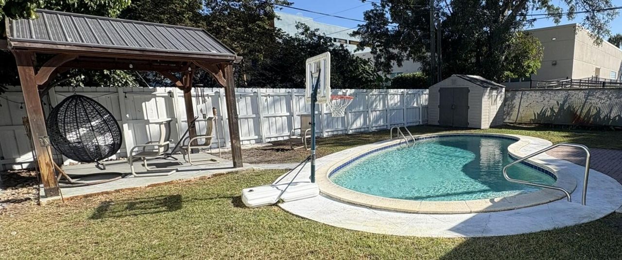 5620 Hobart Avenue, West Palm Beach, FL 33405 Photo