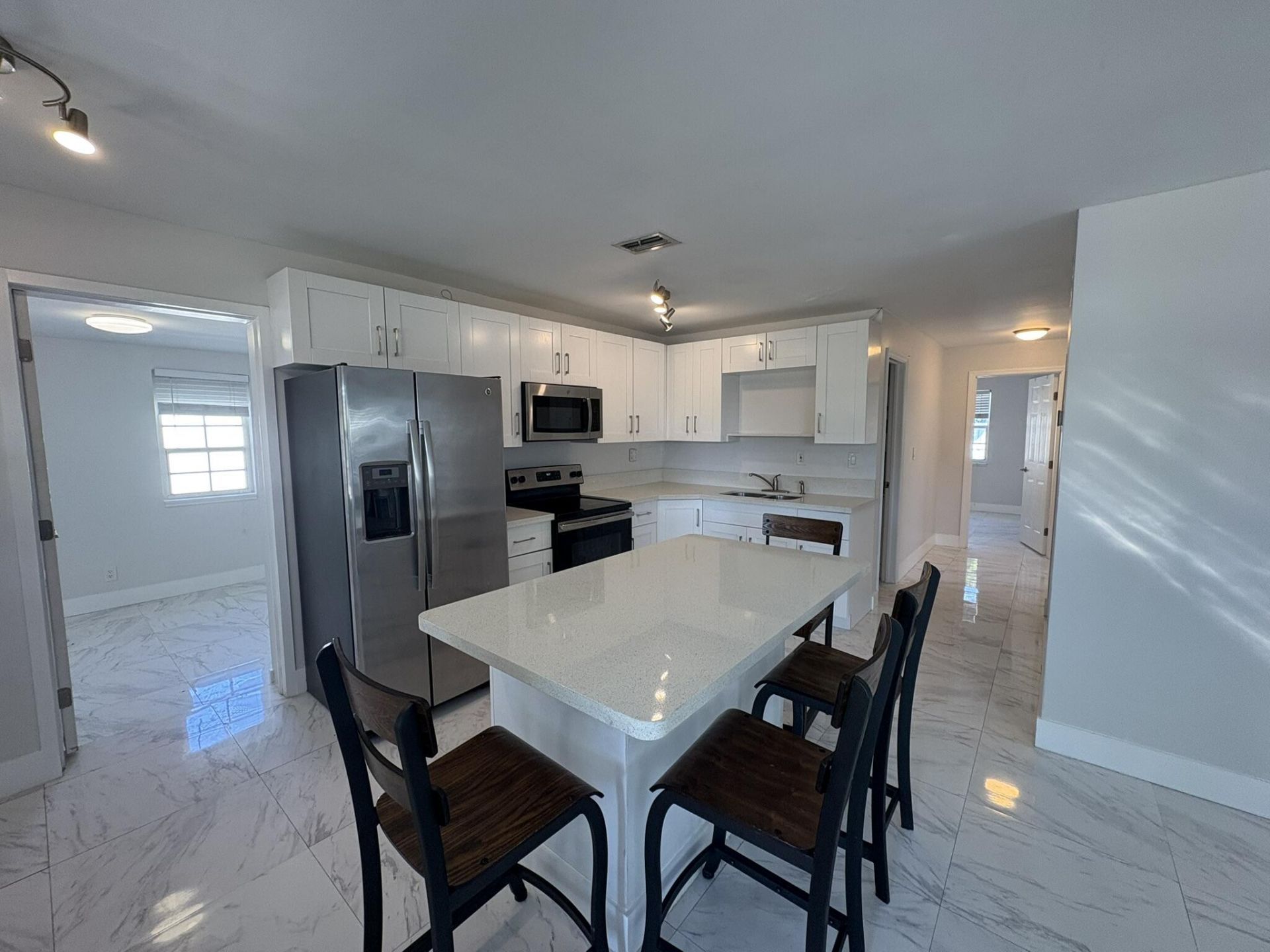 5620 Hobart Avenue, West Palm Beach, FL 33405 Photo