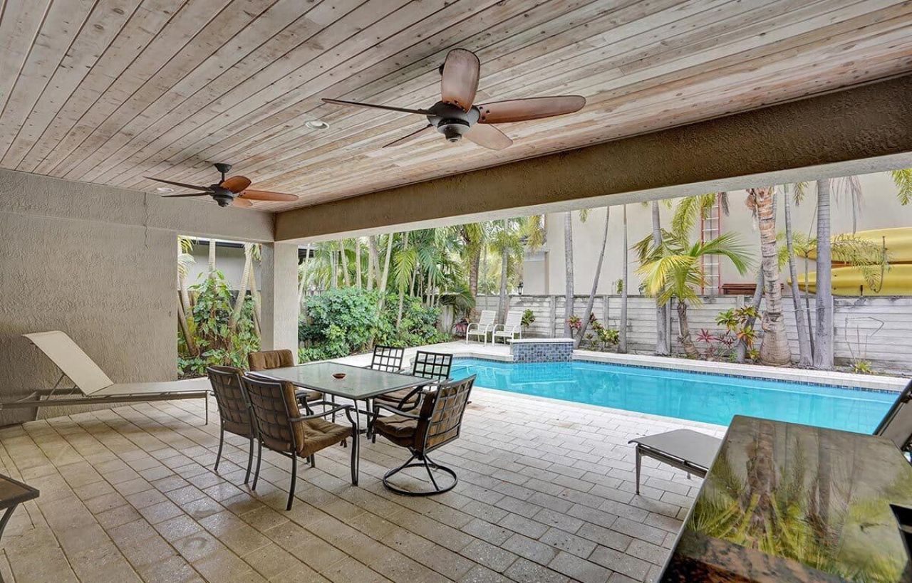 2105 SW 12th Ter, Fort Lauderdale, FL 33315 Photo