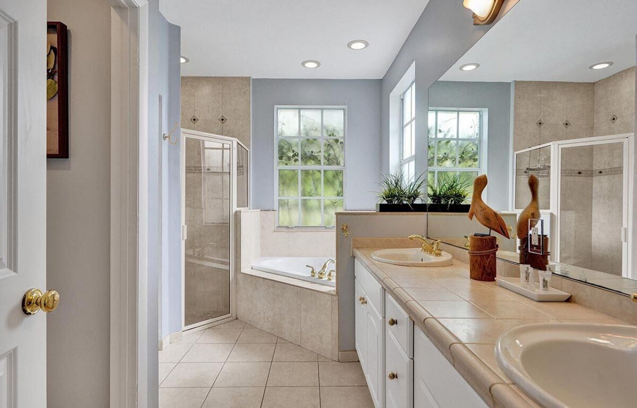 2105 SW 12th Ter, Fort Lauderdale, FL 33315 Photo