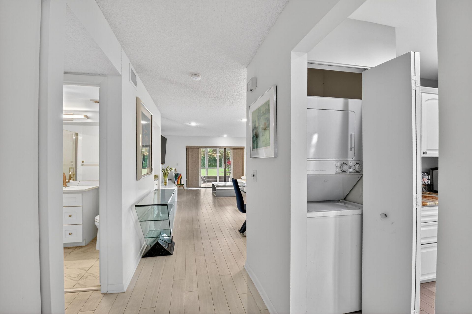 8 Stratford Drive E, Unit C, Boynton Beach, FL 33436 Photo