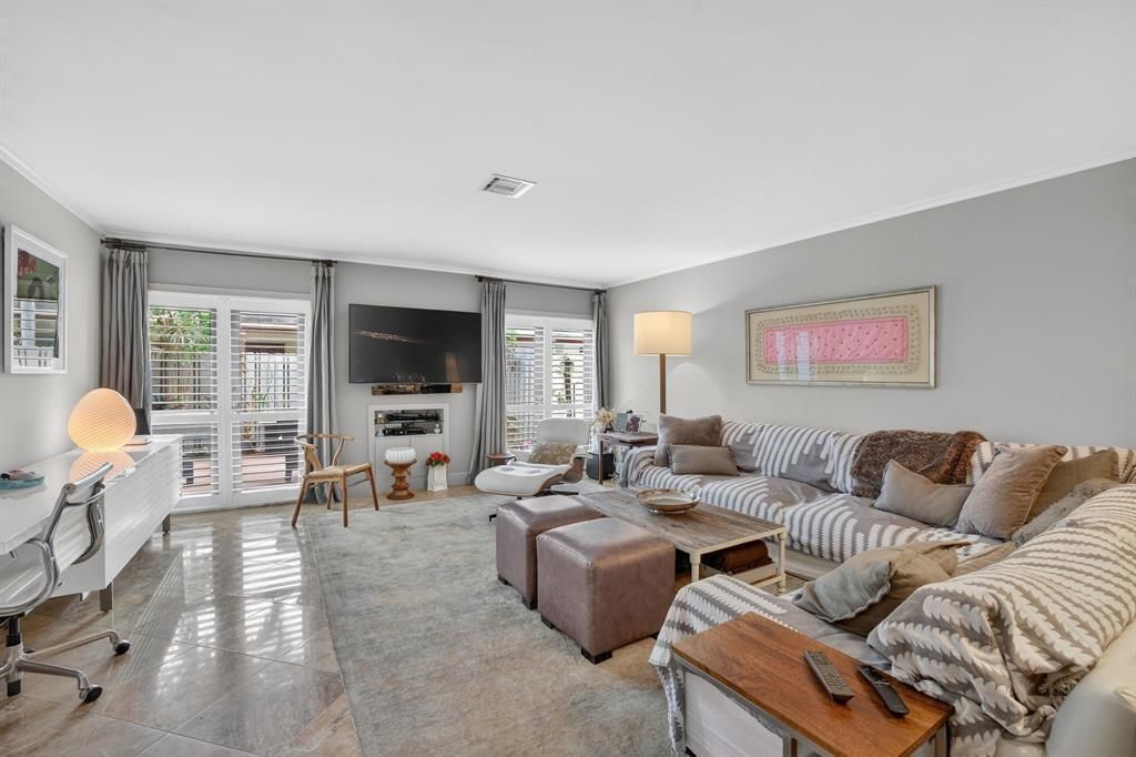 210 Washingtonia Avenue, Lauderdale by the Sea, FL 33308 Photo