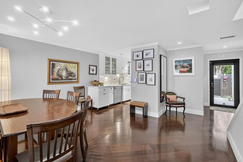 210 Washingtonia Avenue, Lauderdale by the Sea, FL 33308 Photo