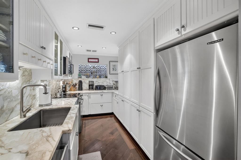 210 Washingtonia Avenue, Lauderdale by the Sea, FL 33308 Photo