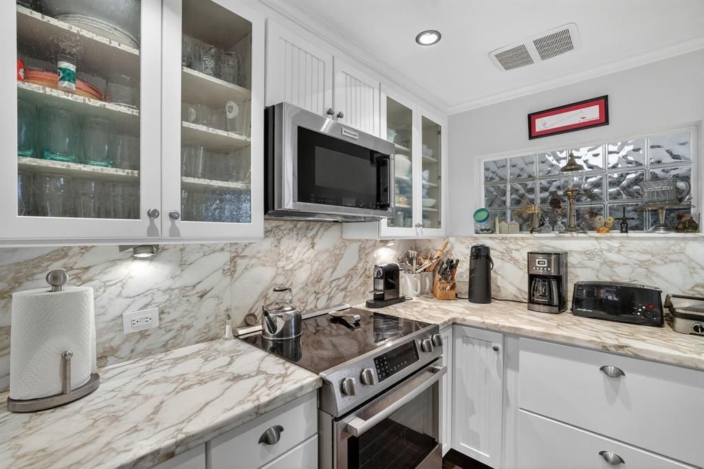 210 Washingtonia Avenue, Lauderdale by the Sea, FL 33308 Photo