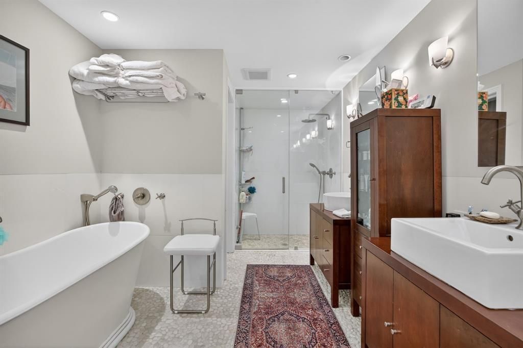 210 Washingtonia Avenue, Lauderdale by the Sea, FL 33308 Photo