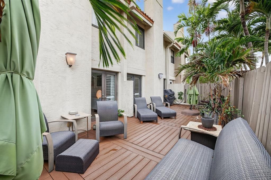 210 Washingtonia Avenue, Lauderdale by the Sea, FL 33308 Photo