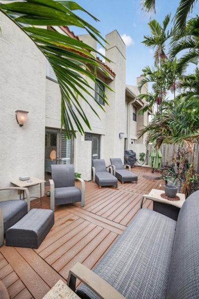 210 Washingtonia Avenue, Lauderdale by the Sea, FL 33308 Photo