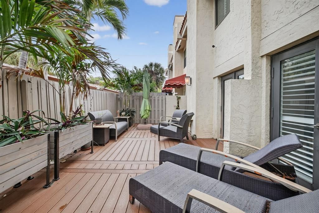 210 Washingtonia Avenue, Lauderdale by the Sea, FL 33308 Photo